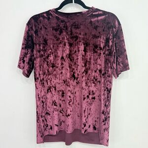 Skylar + Jade Wine Crushed Velvety Velour Short Sleeve Holiday Party Top